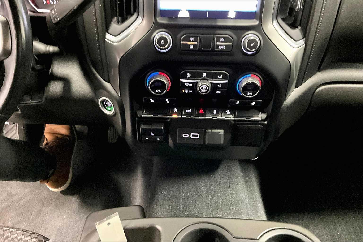 2020 Chevrolet Silverado 1500 LT Trail Boss - Photo 25