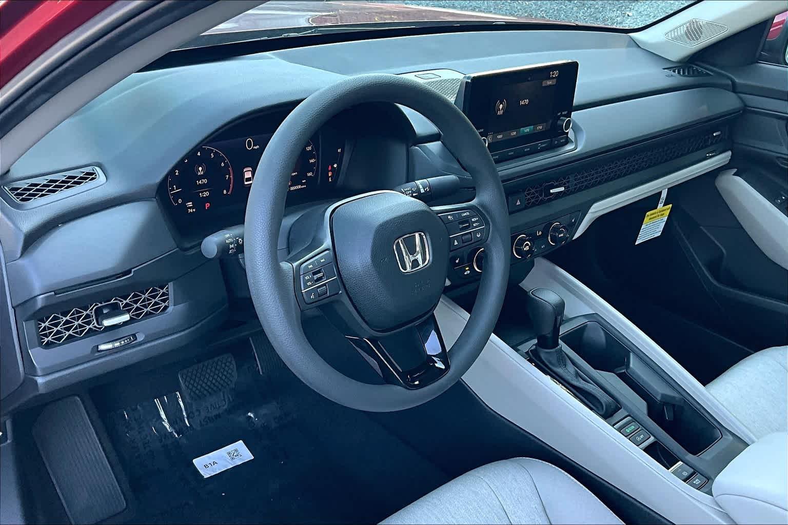 2024 Honda Accord EX - Photo 8