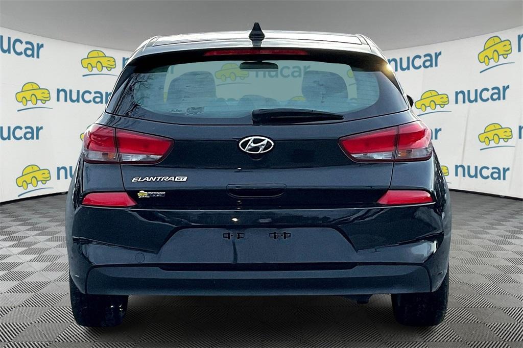 2019 Hyundai Elantra GT Base - Photo 5