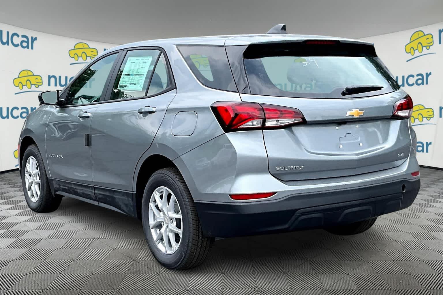 2024 Chevrolet Equinox LS - Photo 4