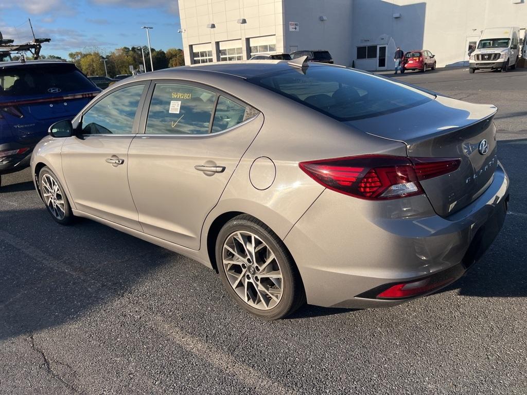 2020 Hyundai Elantra Limited - Photo 7