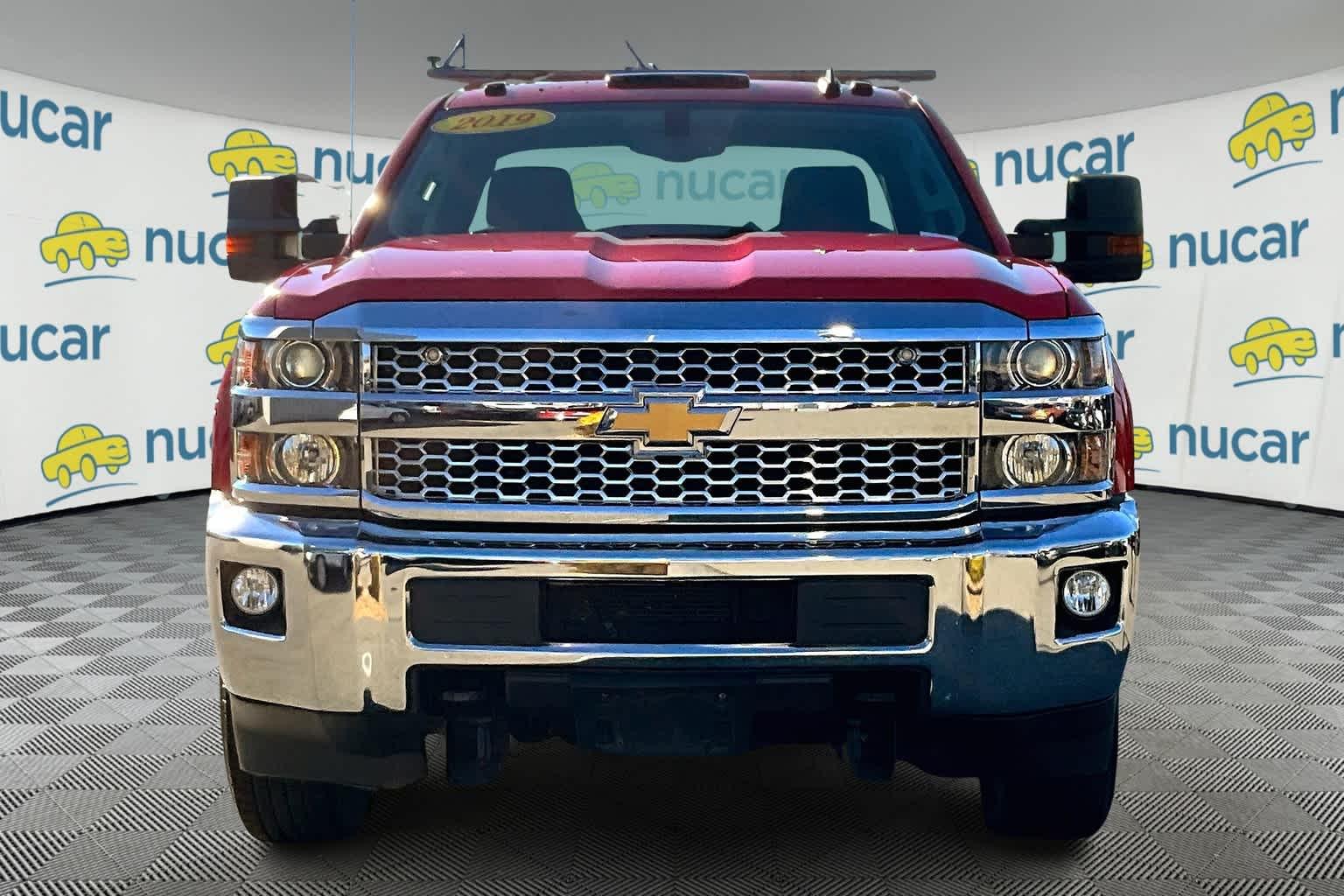 2019 Chevrolet Silverado 2500HD LT 4WD Double Cab 144.2 - Photo 2