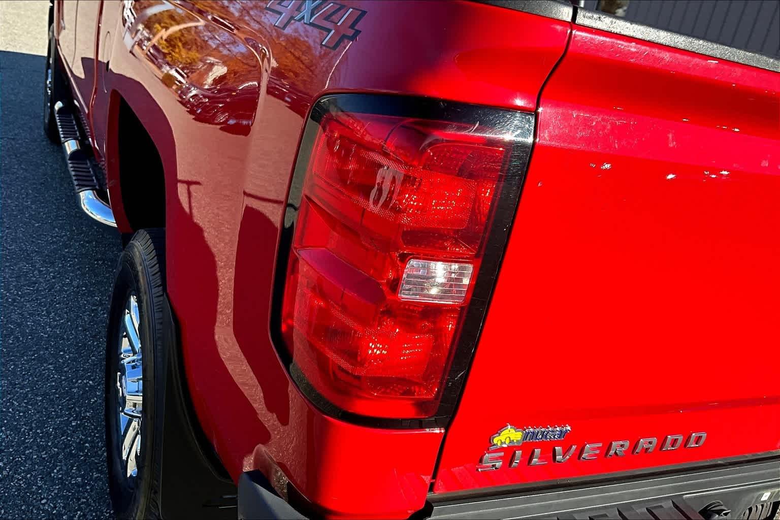 2019 Chevrolet Silverado 2500HD LT 4WD Double Cab 144.2 - Photo 32