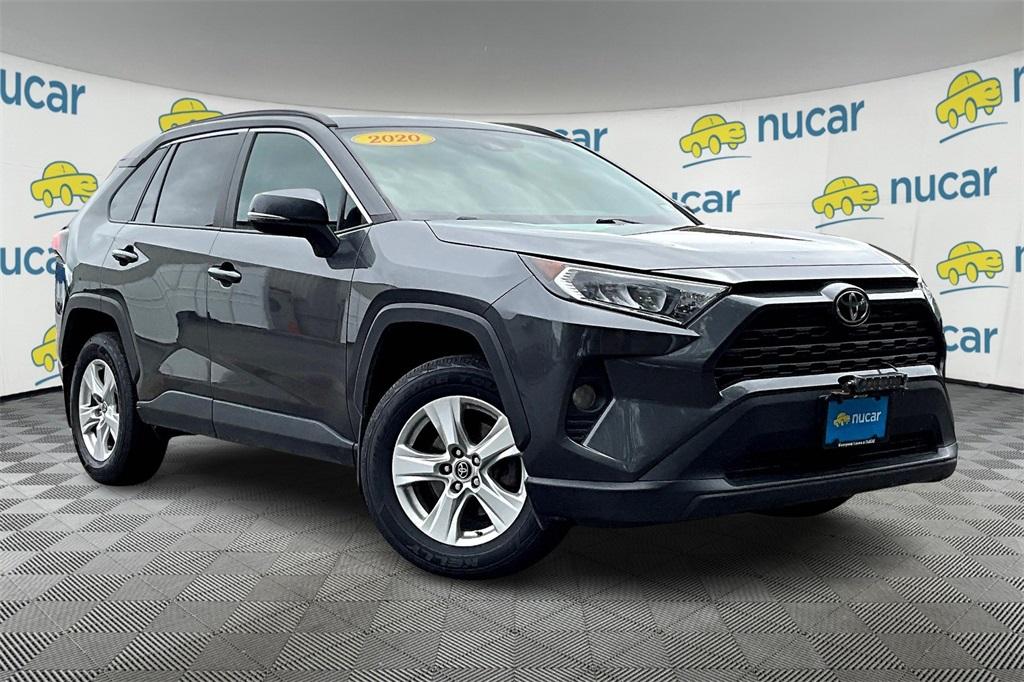 2020 Toyota RAV4 XLE