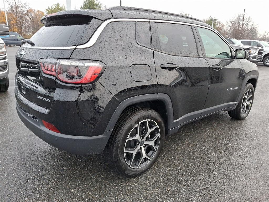 2025 Jeep Compass Limited - Photo 4