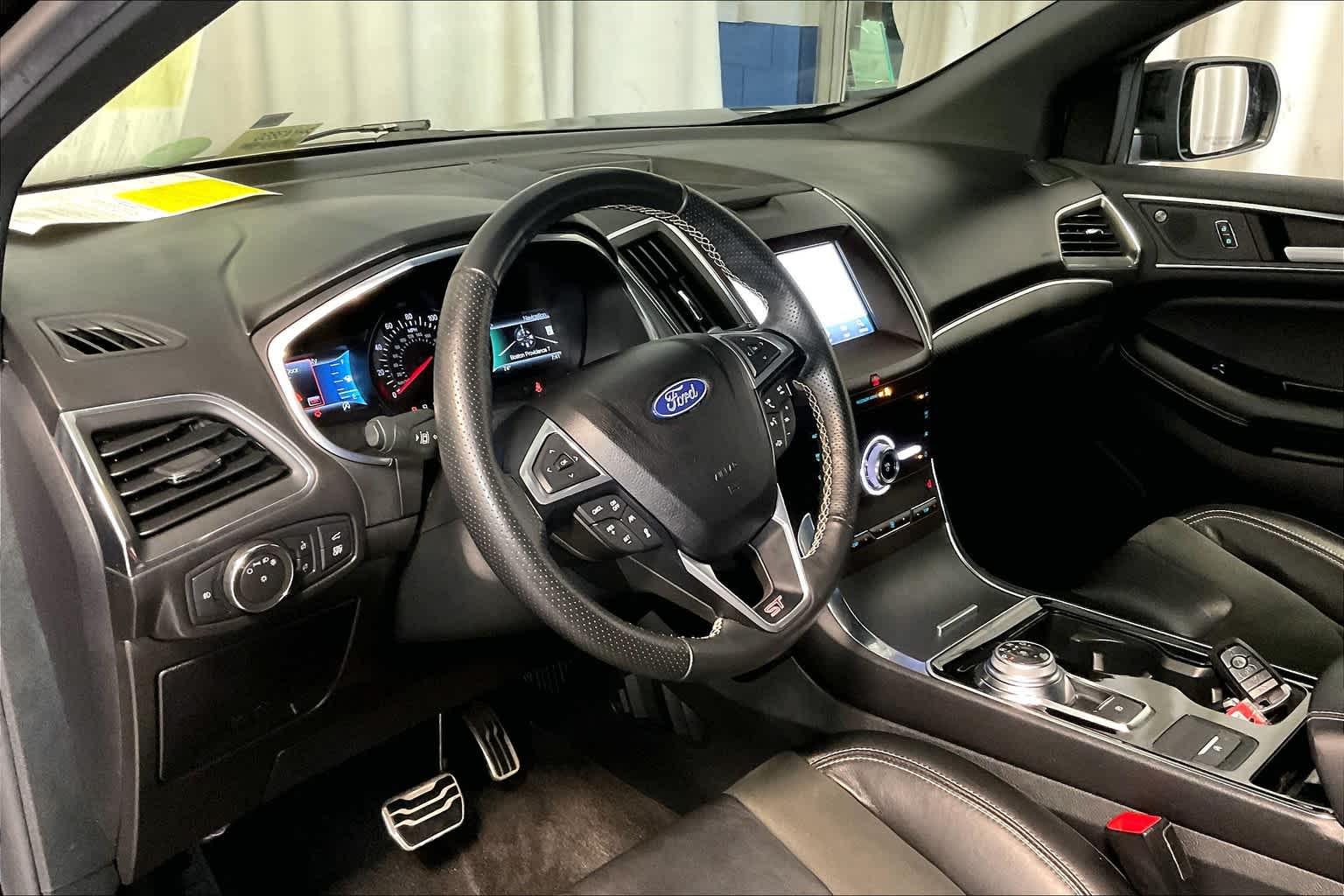 2020 Ford Edge ST - Photo 8