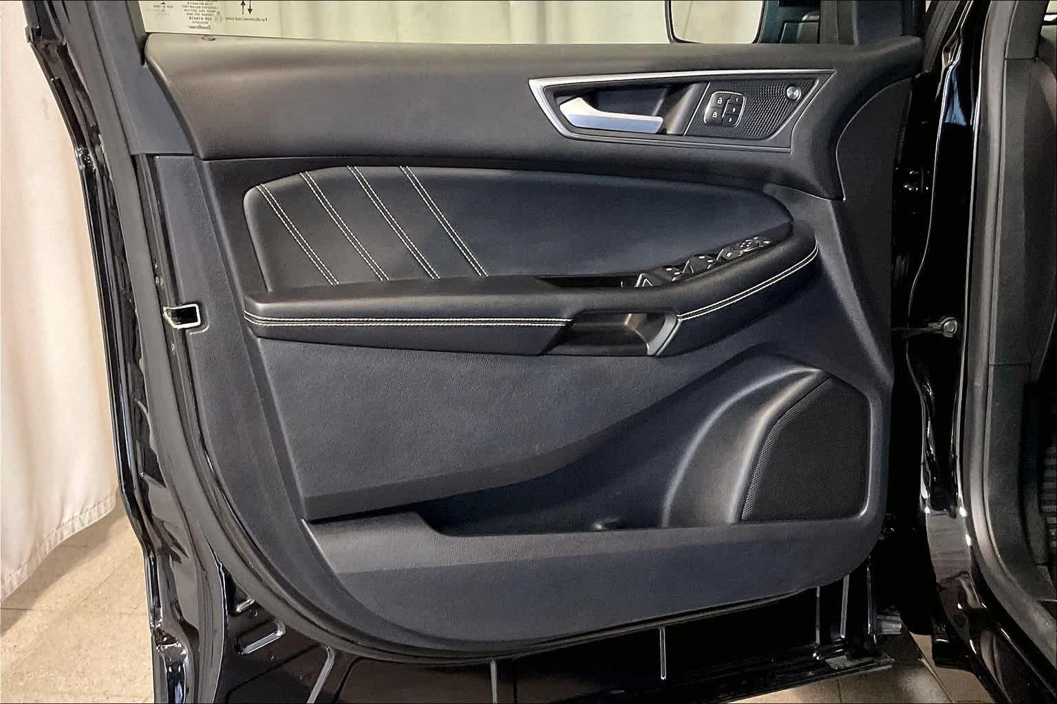 2020 Ford Edge ST - Photo 9