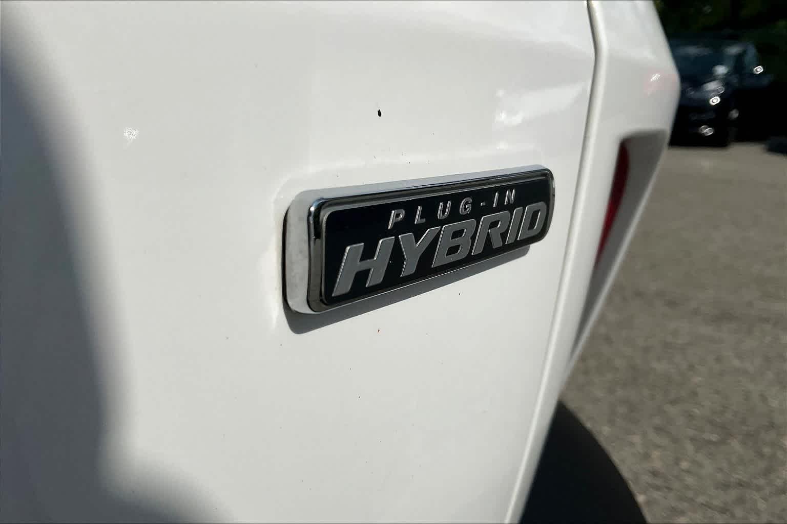 2022 Ford Escape SEL Plug-In Hybrid - Photo 26