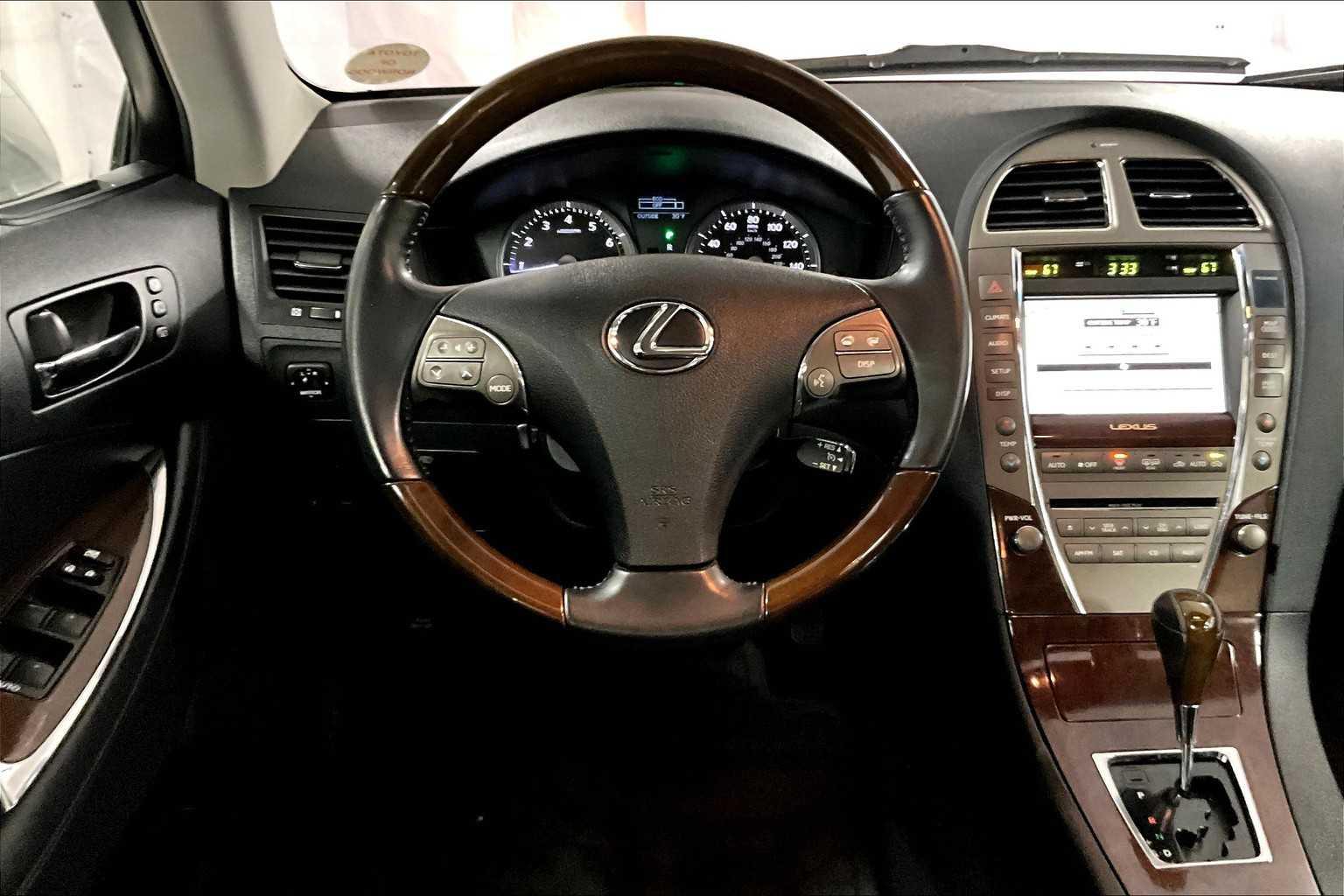 2012 Lexus ES 350  - Photo 17