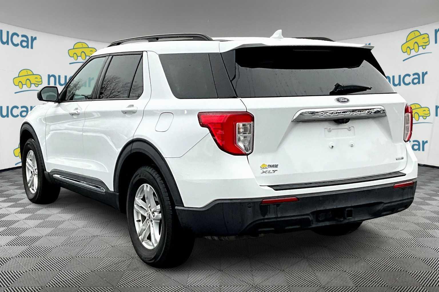 2020 Ford Explorer XLT - Photo 4