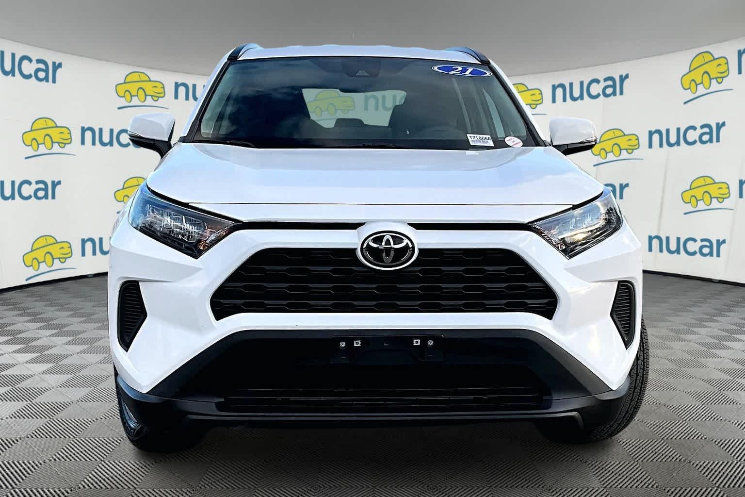 2021 Toyota RAV4 LE - Photo 2