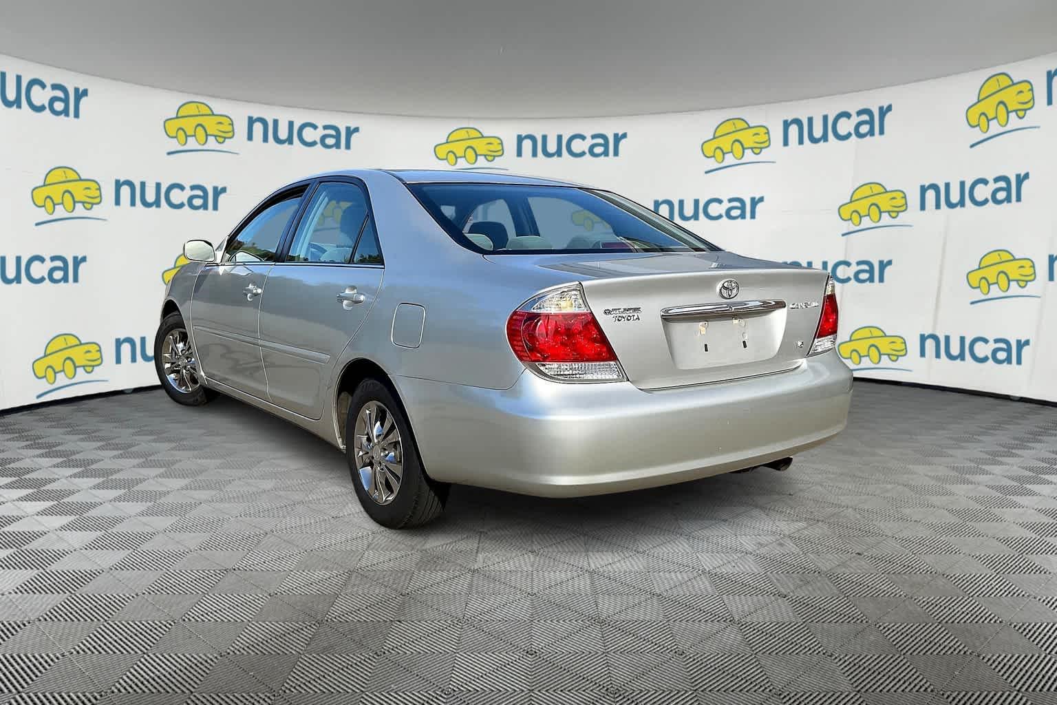 2005 Toyota Camry LE - Photo 3