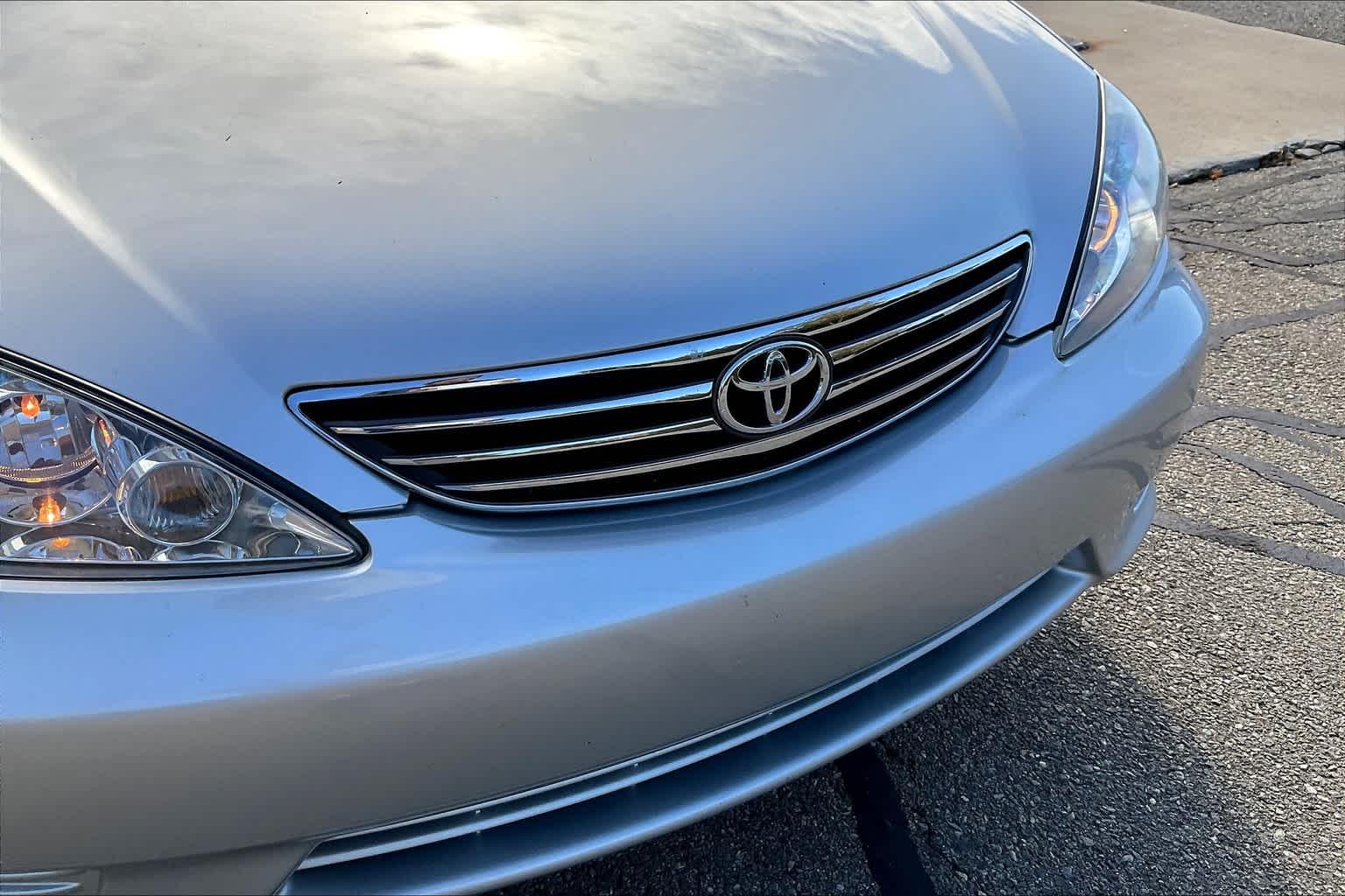 2005 Toyota Camry LE - Photo 5