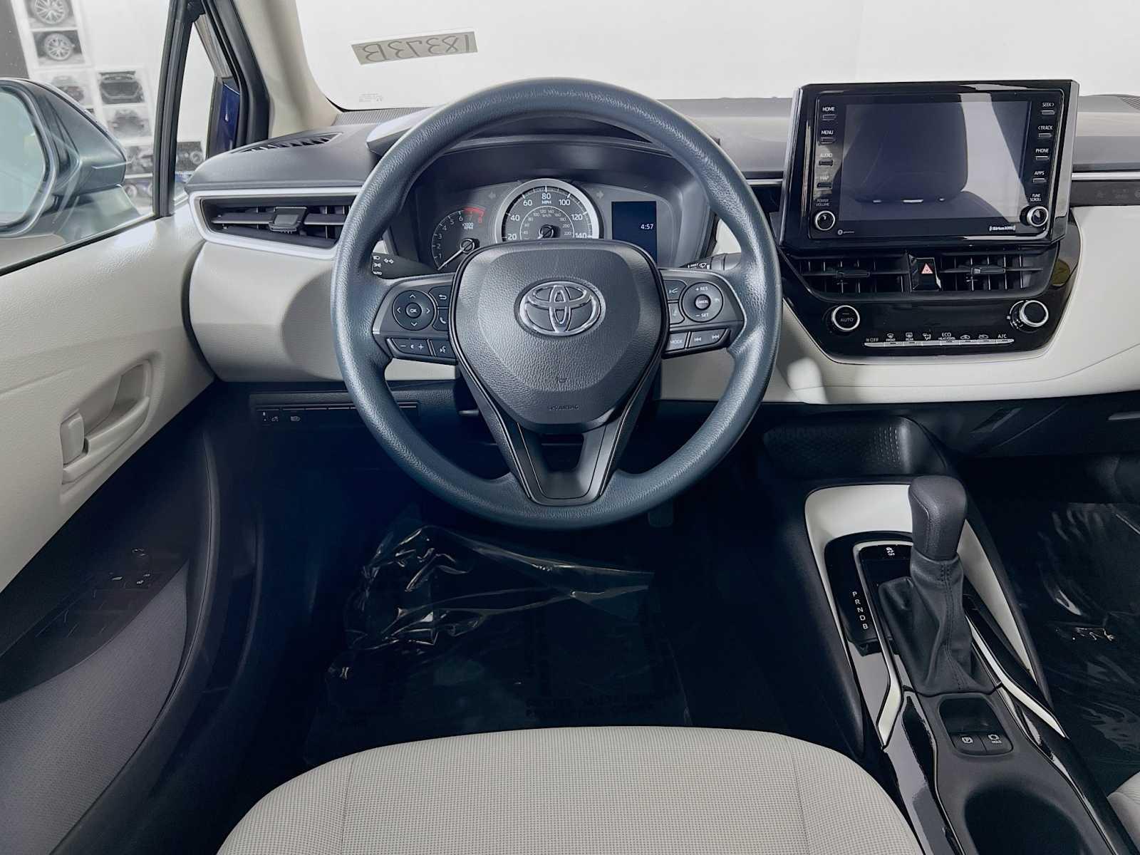 2022 Toyota Corolla LE - Photo 21