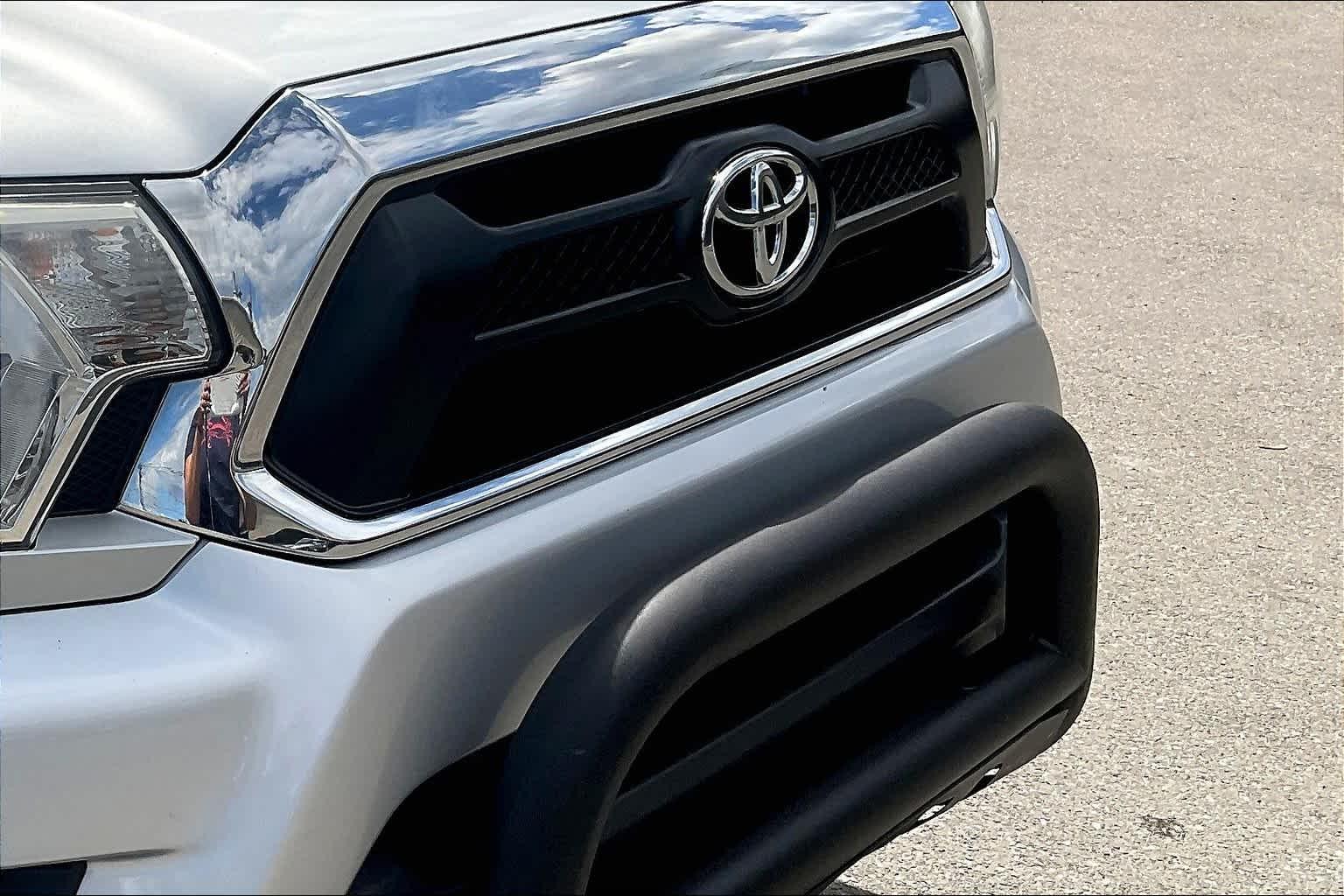 2013 Toyota Tacoma 4WD Double Cab V6 AT - Photo 30