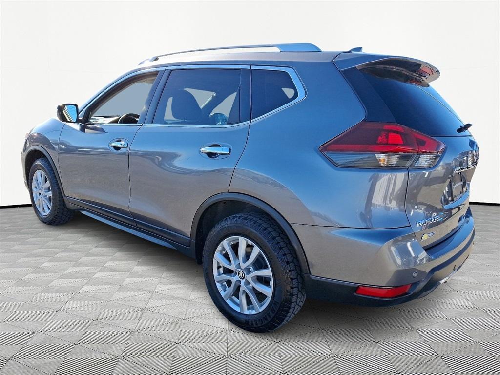 2019 Nissan Rogue SV - Photo 4