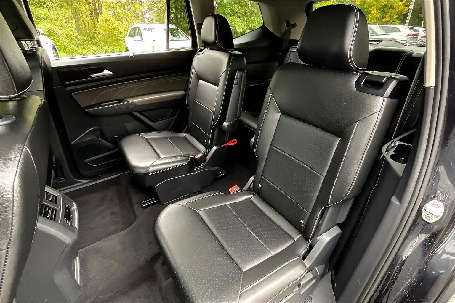 2021 Volkswagen Atlas 3.6L V6 SEL - Photo 15