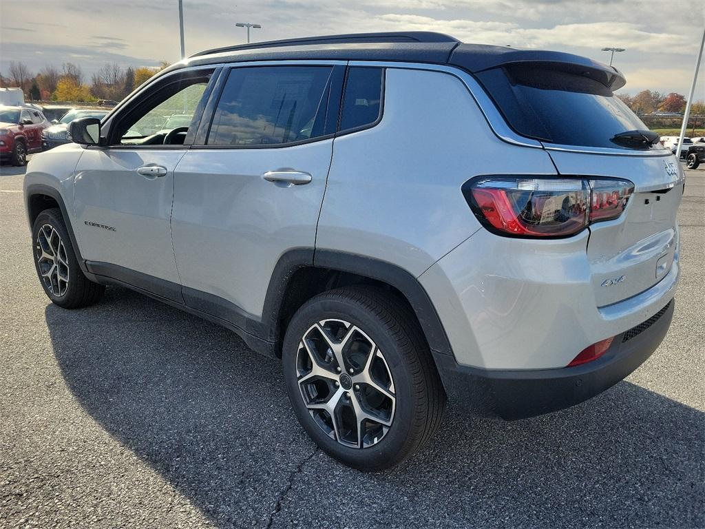 2025 Jeep Compass Limited - Photo 3