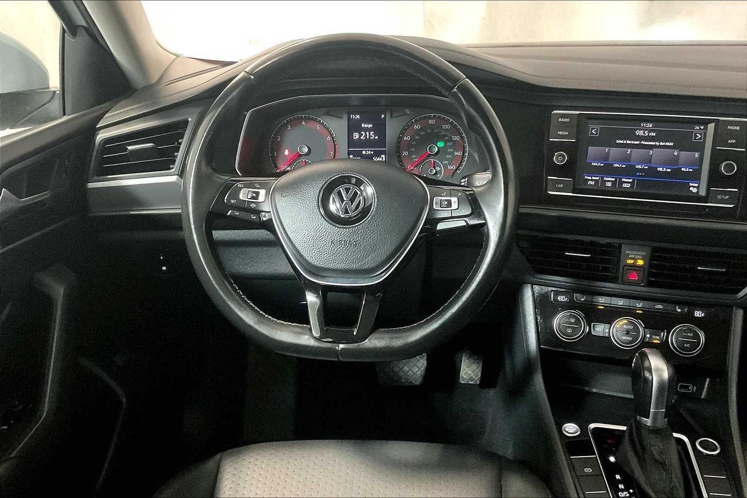 2019 Volkswagen Jetta SE - Photo 17