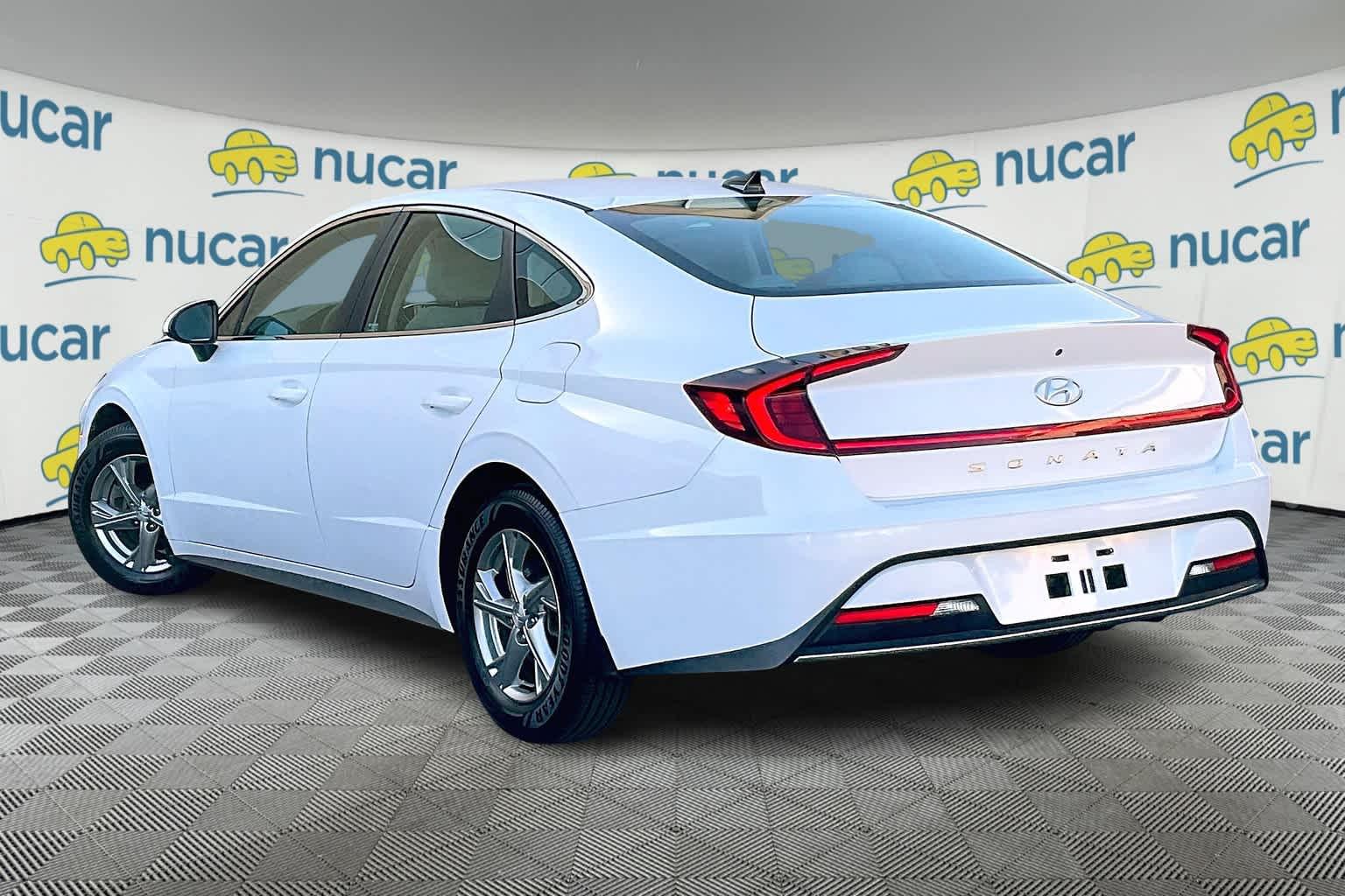 2022 Hyundai Sonata SE - Photo 4