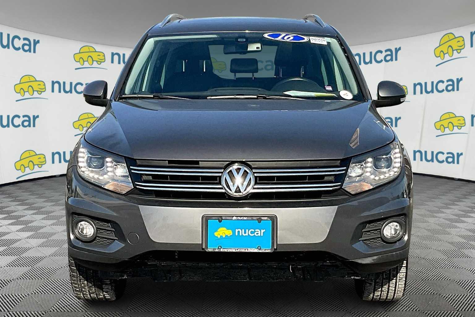 2016 Volkswagen Tiguan SE - Photo 2