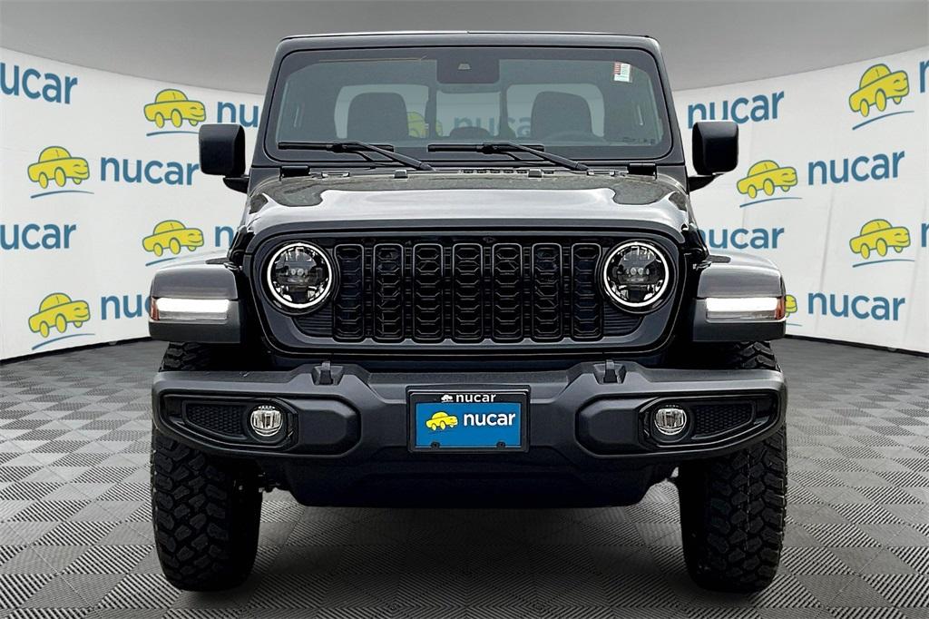 2024 Jeep Gladiator  - Photo 2