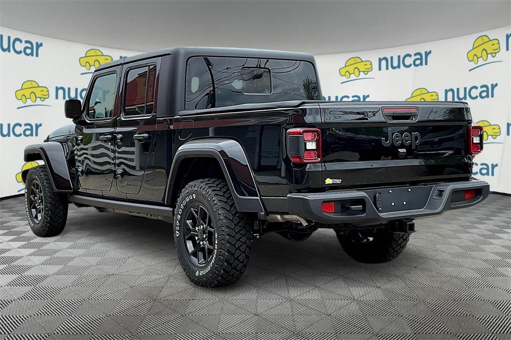 2024 Jeep Gladiator  - Photo 4