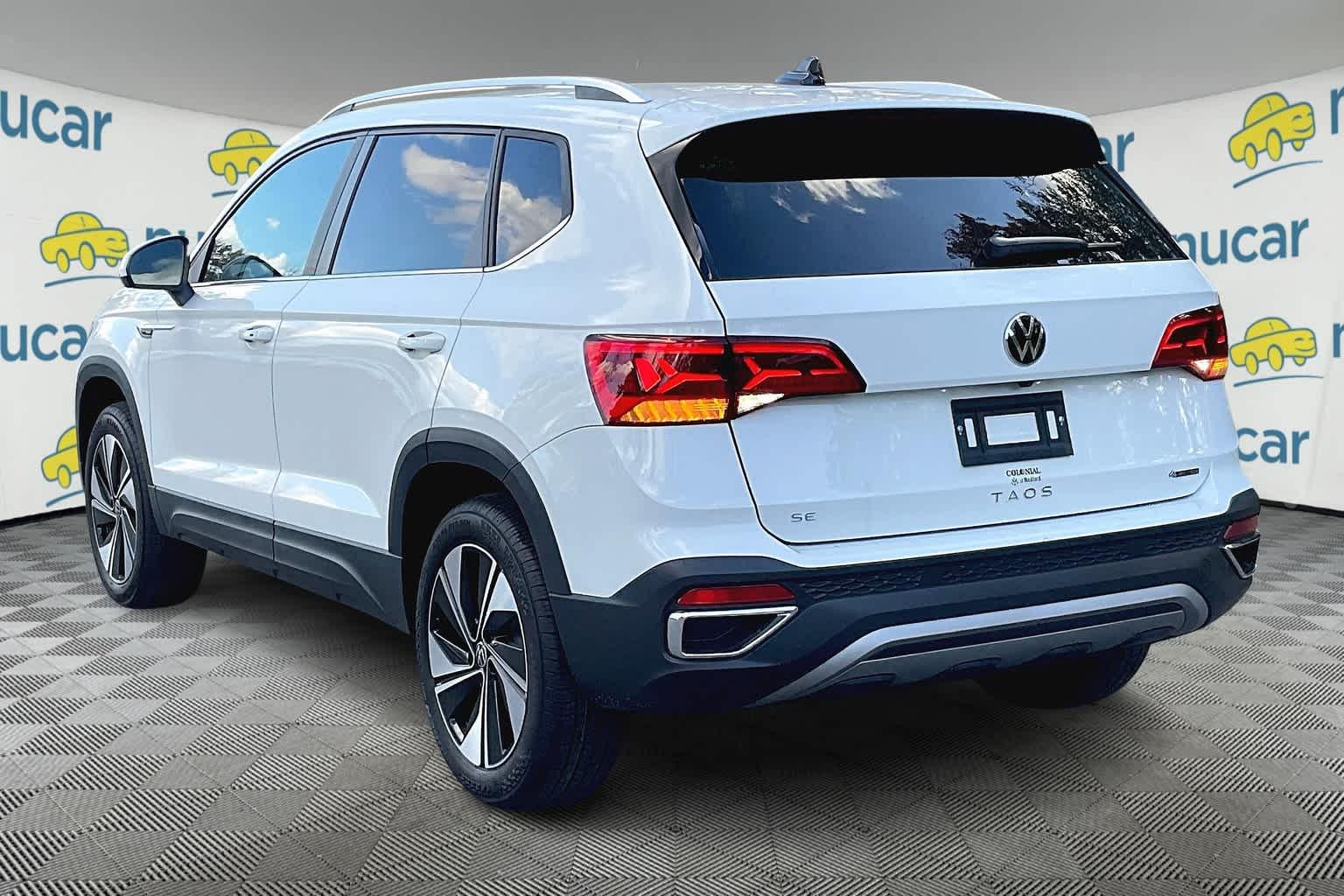 2024 Volkswagen Taos SE - Photo 4