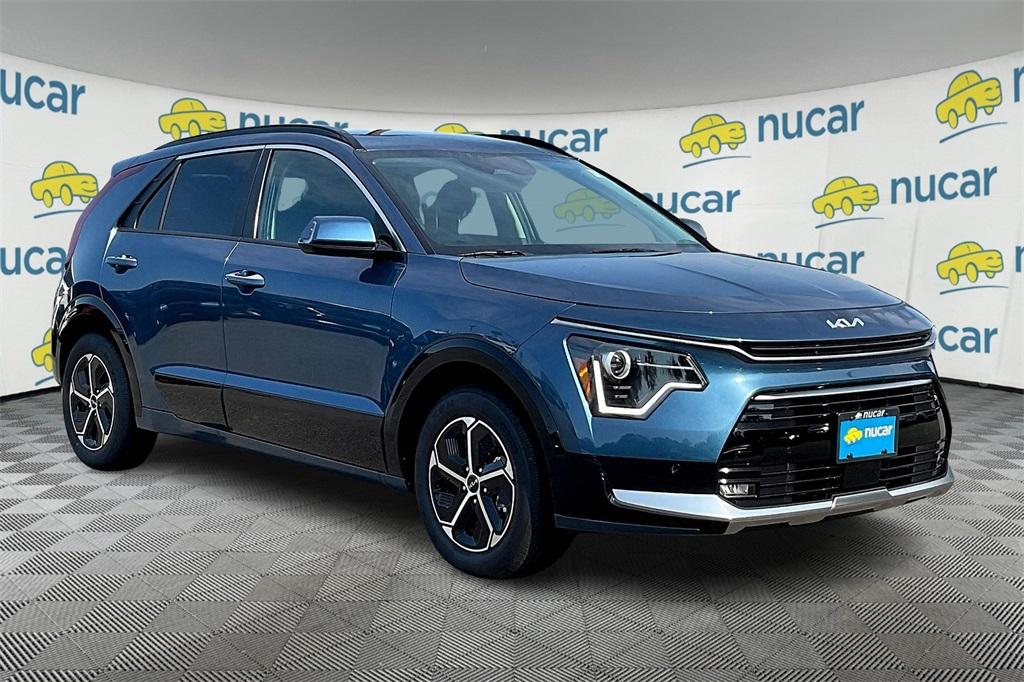 2025 Kia Niro SX