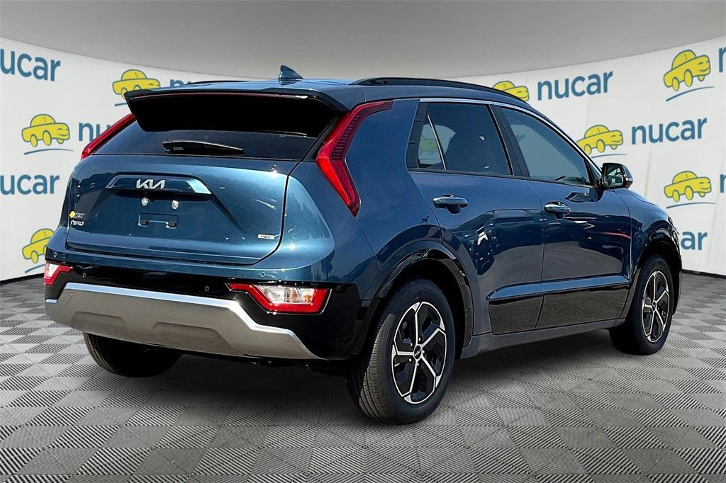 2025 Kia Niro SX - Photo 6