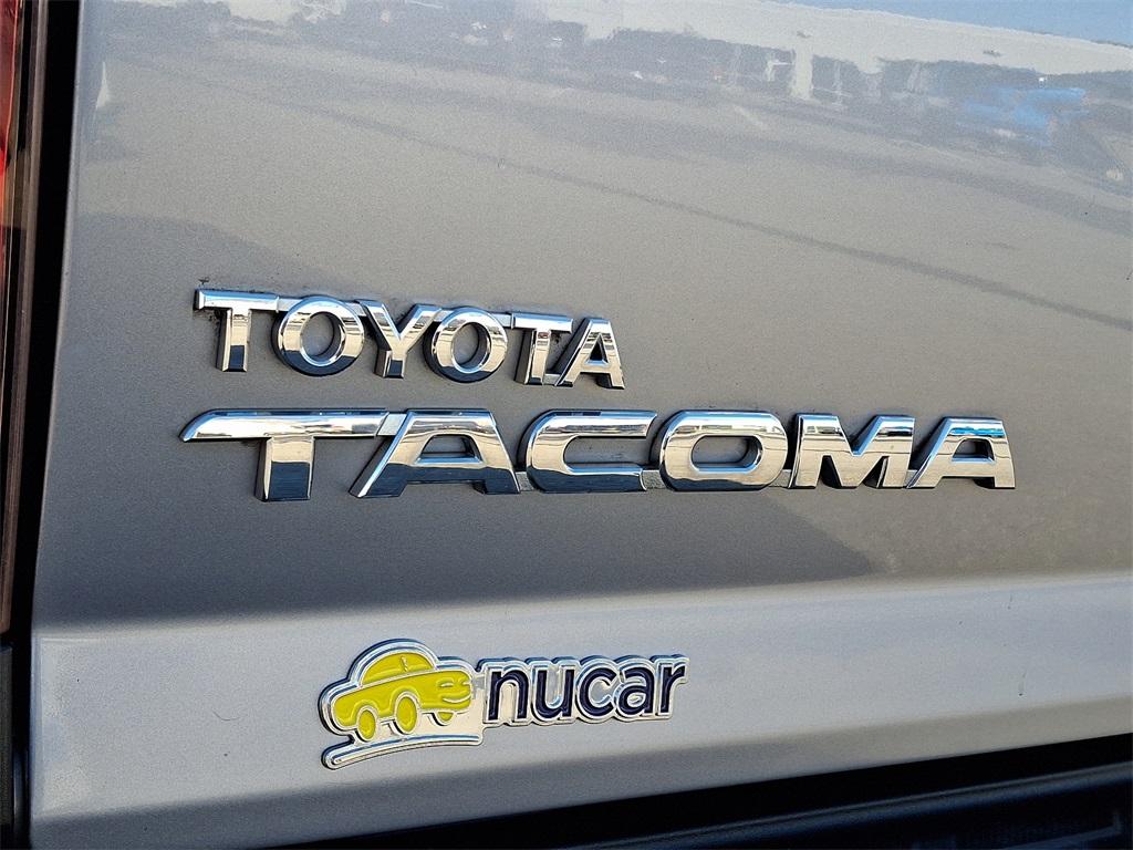 2015 Toyota Tacoma  - Photo 28