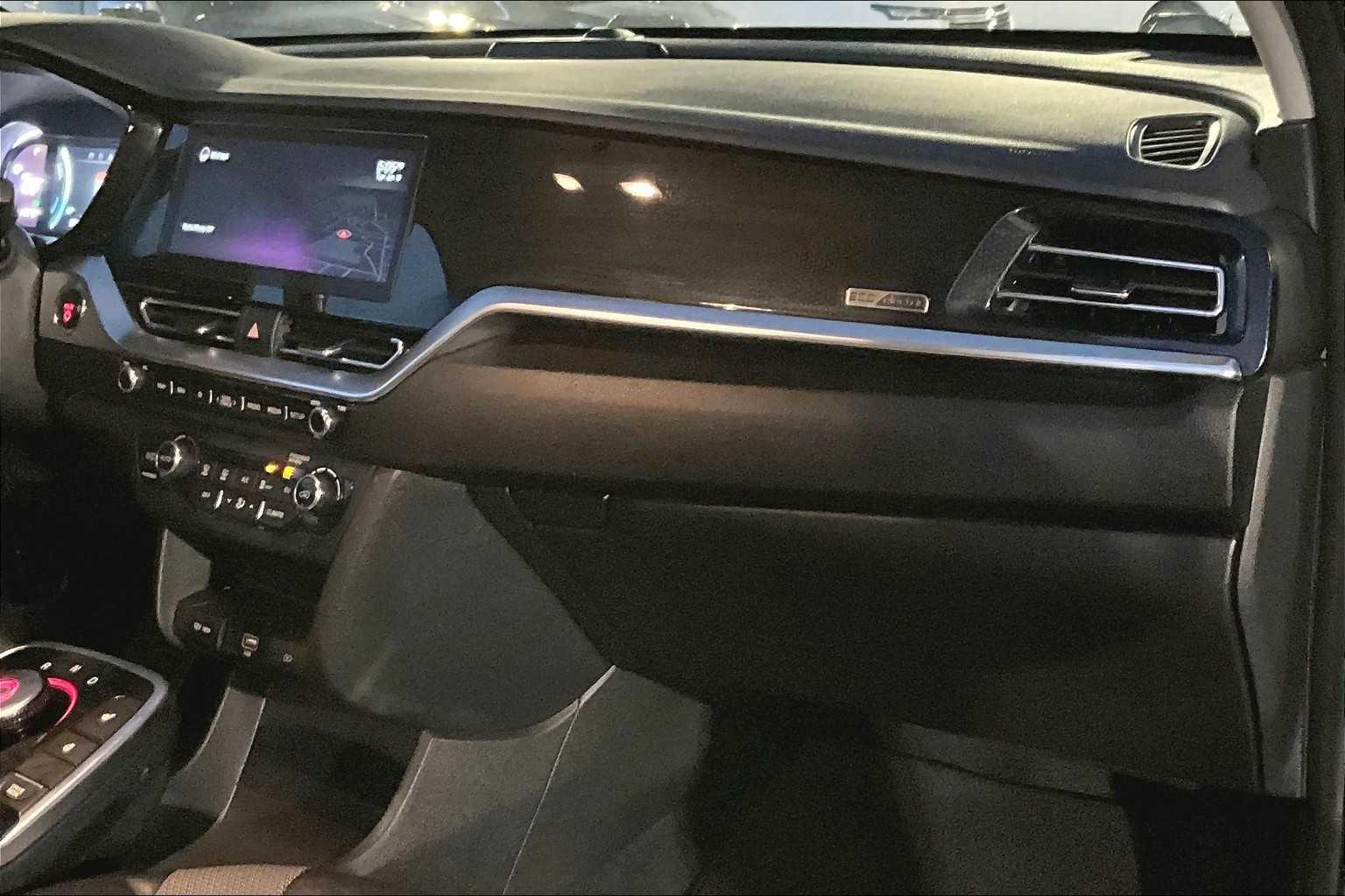 2022 Kia Niro EV EX - Photo 13