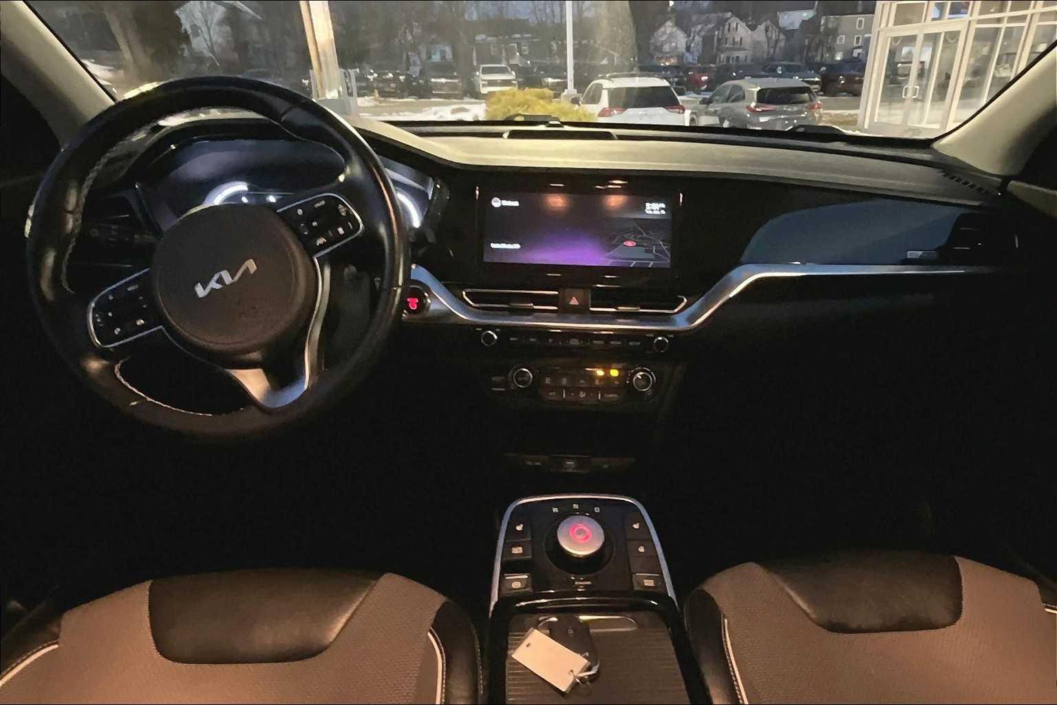 2022 Kia Niro EV EX - Photo 21