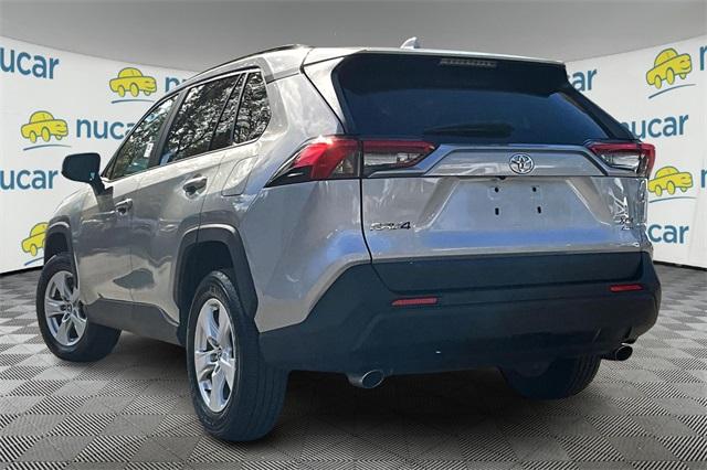 2021 Toyota RAV4 XLE - Photo 2