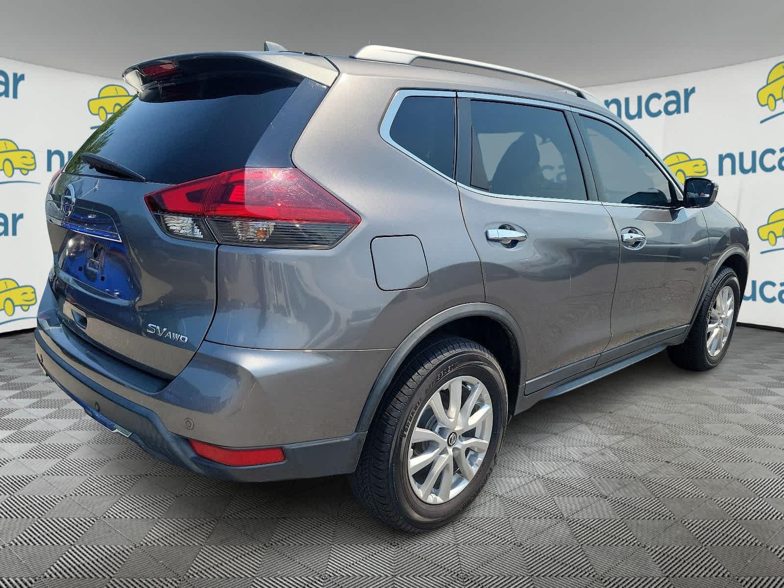 2019 Nissan Rogue SV - Photo 6