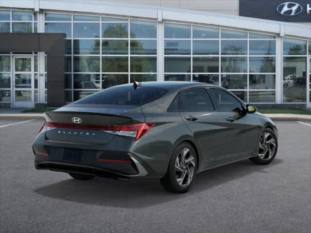 2025 Hyundai Elantra SEL Sport - Photo 4