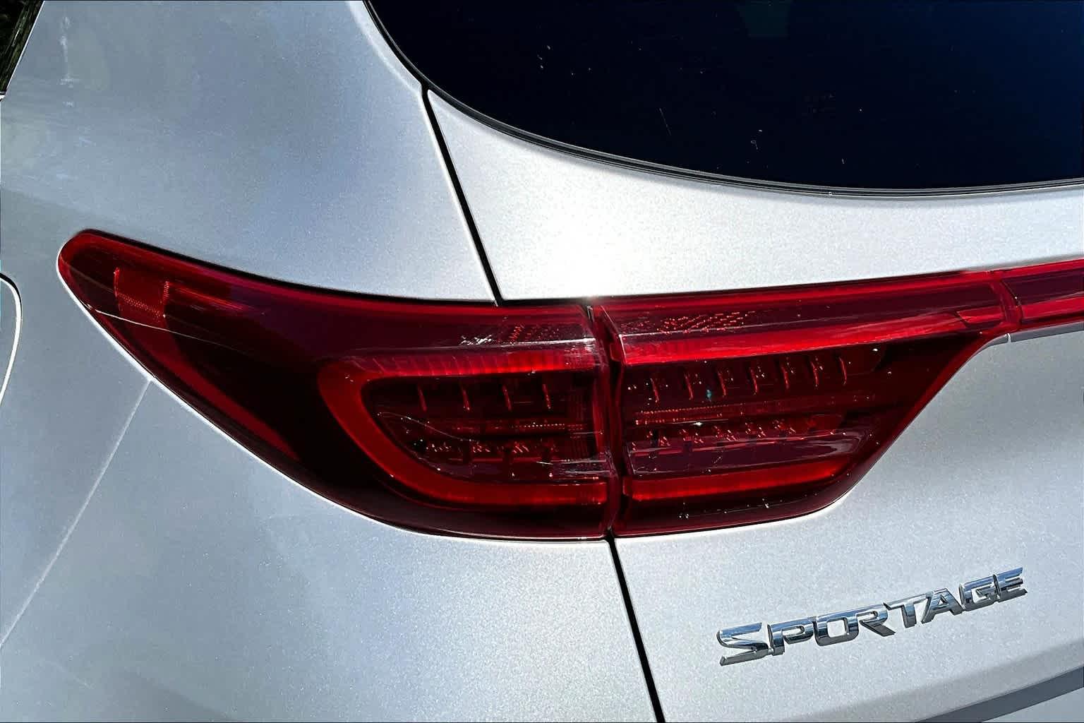 2021 Kia Sportage SX Turbo - Photo 33