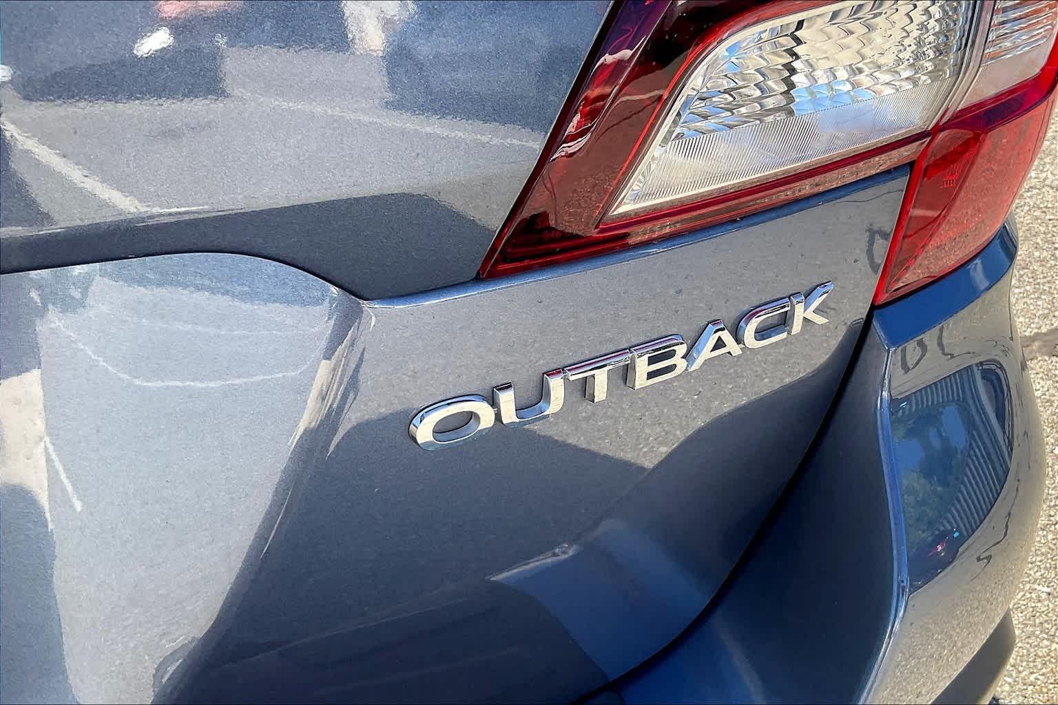 2018 Subaru Outback Limited - Photo 36