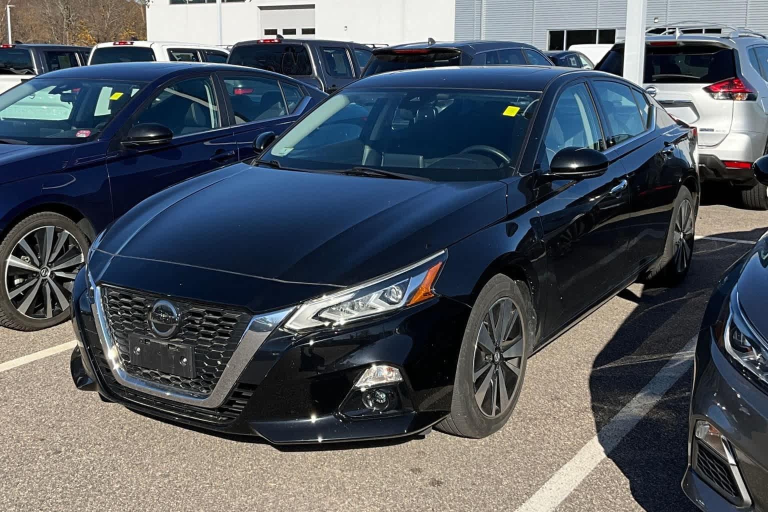 2019 Nissan Altima 2.5 SV - Photo 3