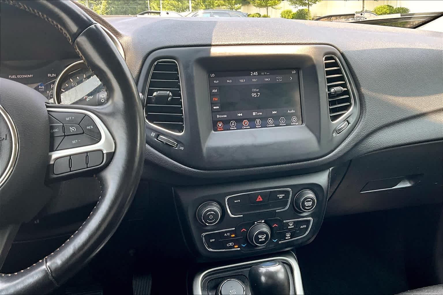 2021 Jeep Compass Latitude - Photo 18