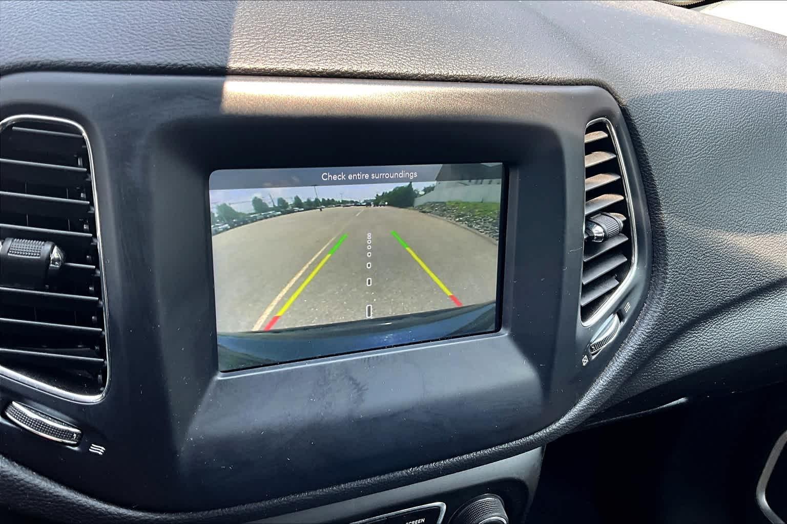 2021 Jeep Compass Latitude - Photo 19