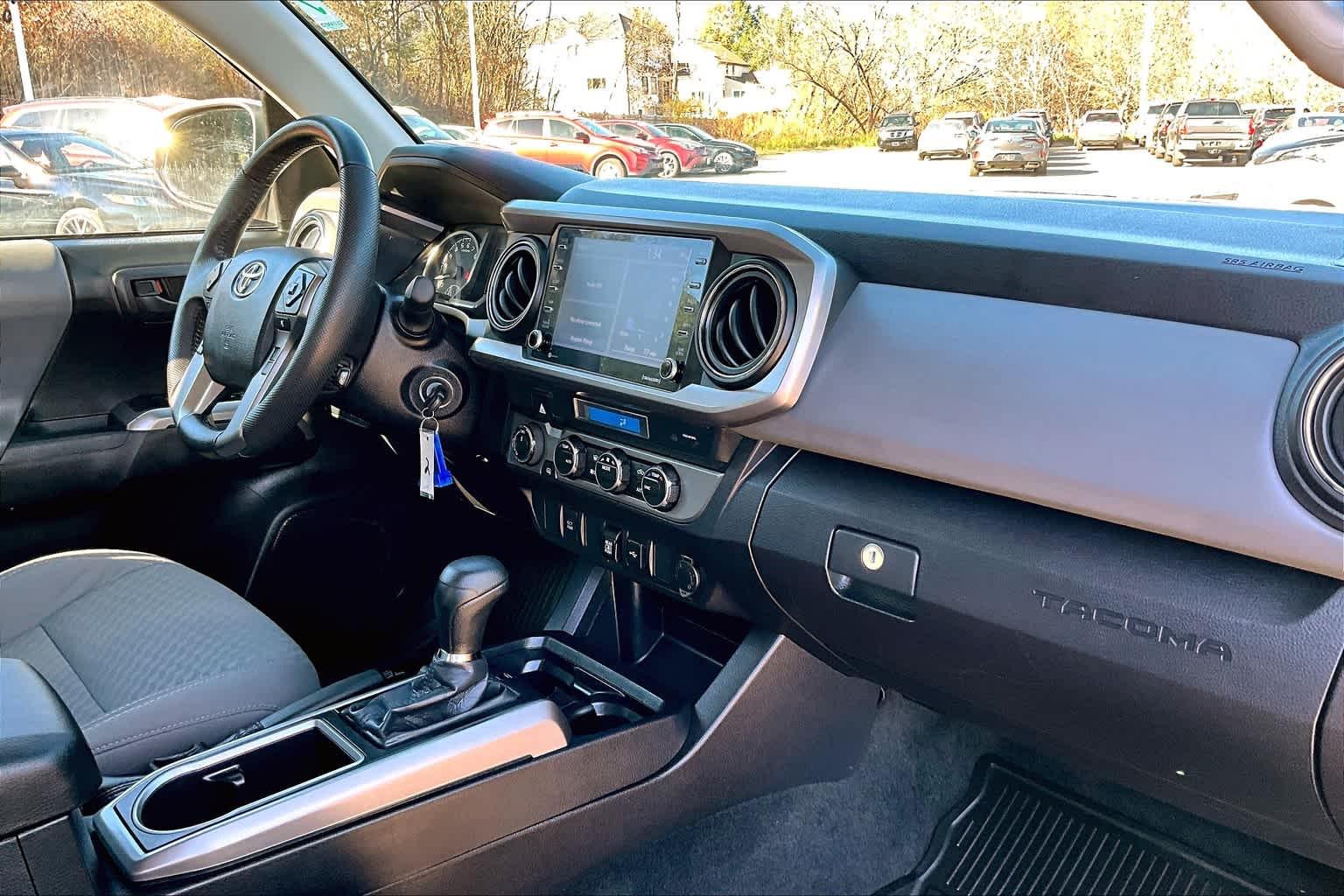 2022 Toyota Tacoma SR5 Double Cab 5 Bed V6 AT - Photo 14