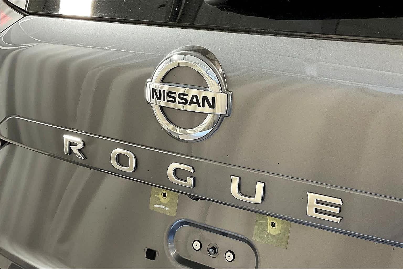 2021 Nissan Rogue SV - Photo 27