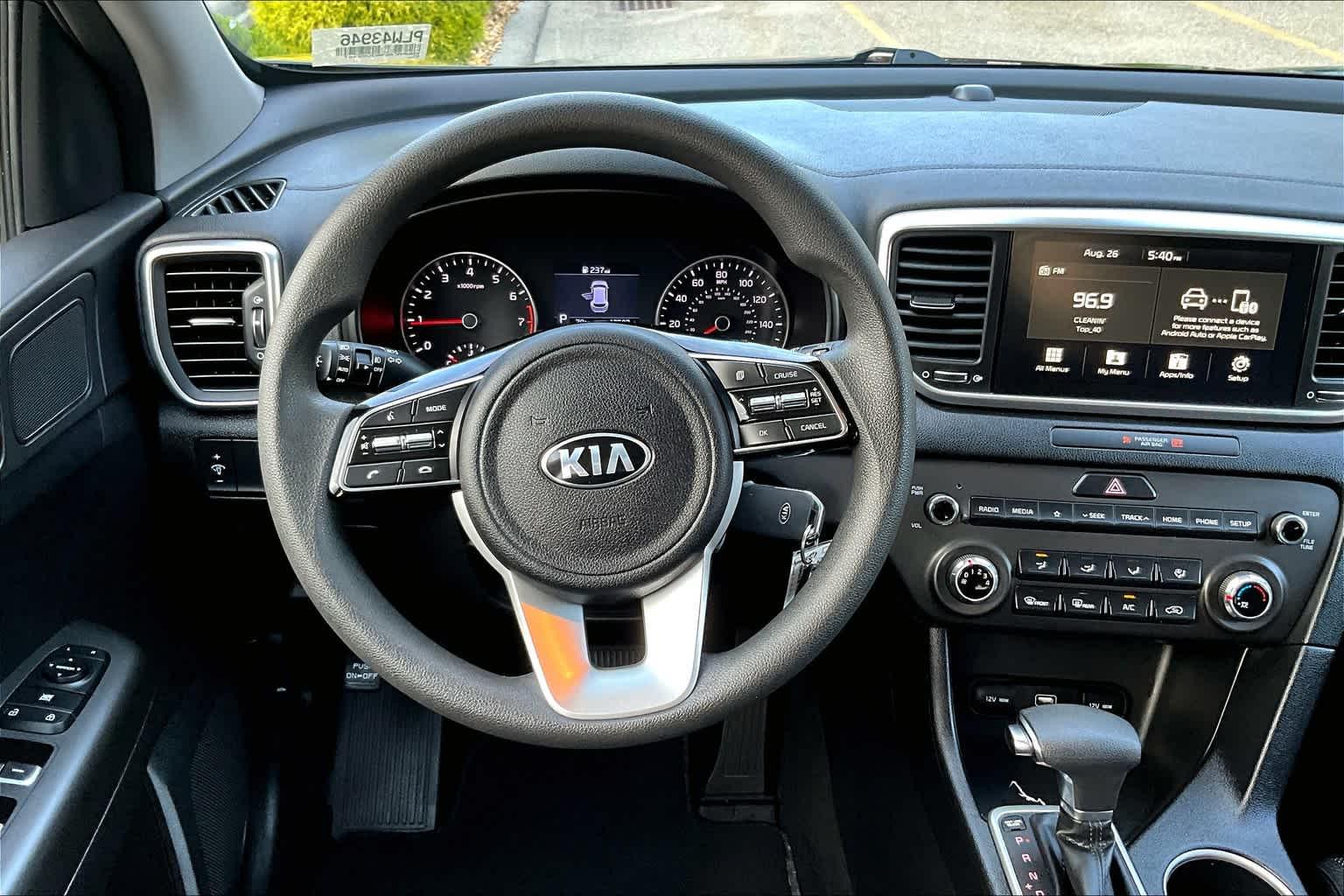 2022 Kia Sportage LX - Photo 17