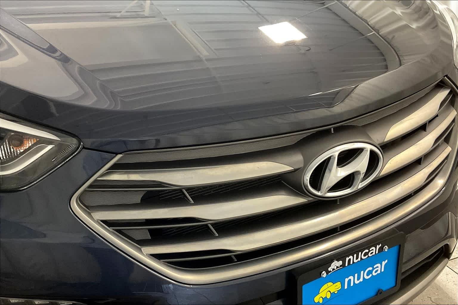 2018 Hyundai Santa Fe Sport 2.4L - Photo 31