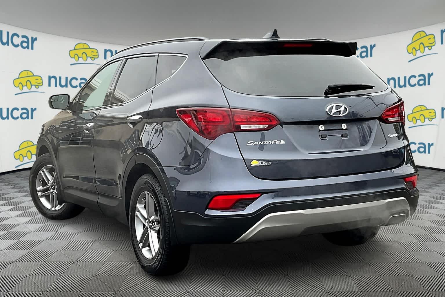 2018 Hyundai Santa Fe Sport 2.4L - Photo 4