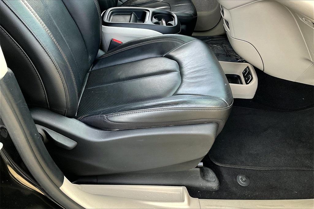 2020 Chrysler Pacifica Touring L - Photo 34