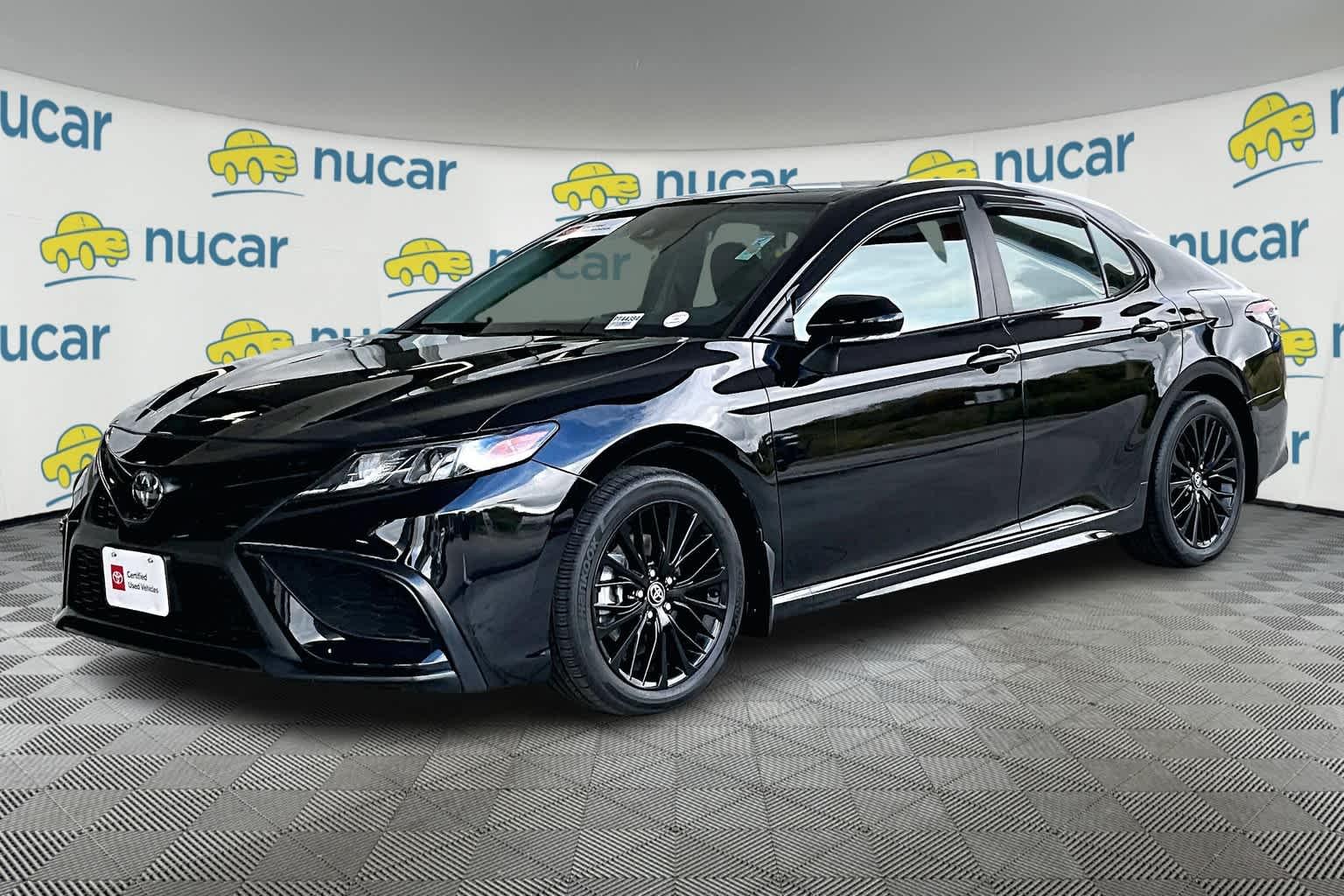 2022 Toyota Camry SE Nightshade - Photo 3