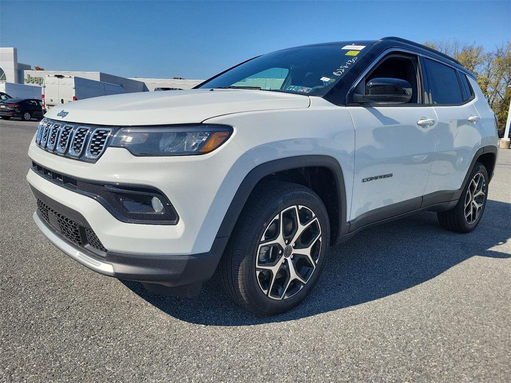 2025 Jeep Compass Limited - Photo 2