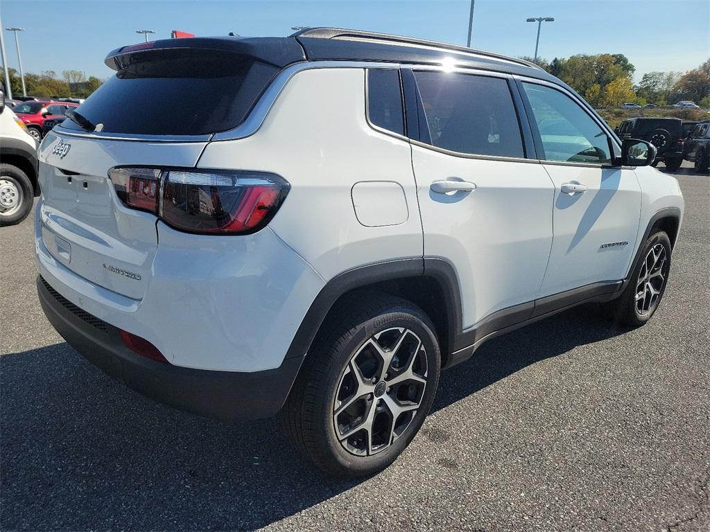 2025 Jeep Compass Limited - Photo 4